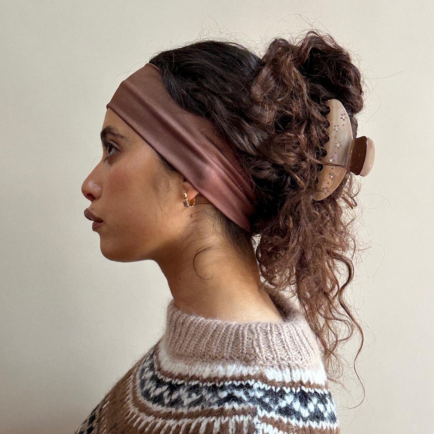 Model wearing headband and Big Effing Clip in Toasted Sugar in hair.